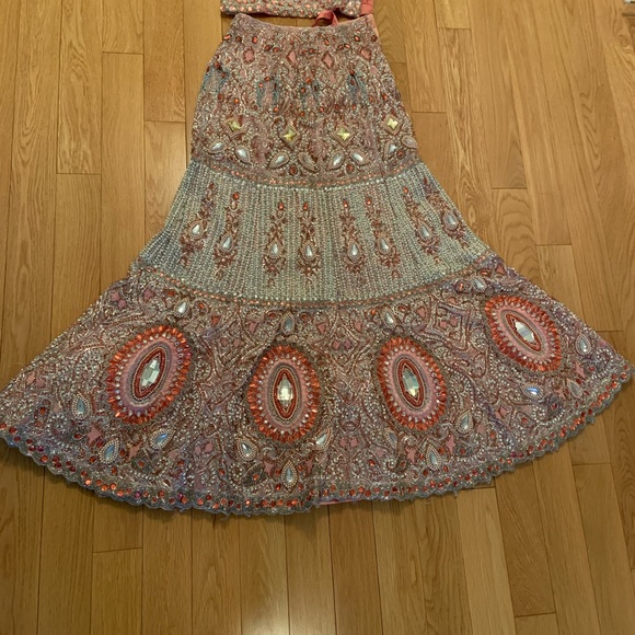 Coralish pink bridal lengha - Picture 3 of 9